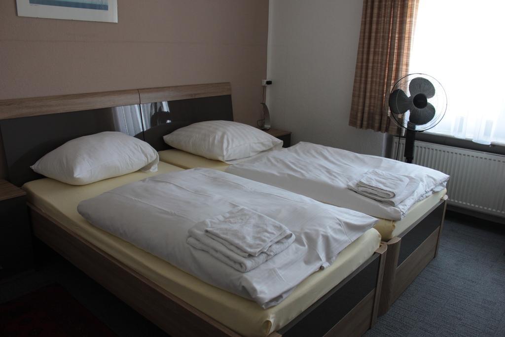 Airport-hotel Zum Taubengrund Hotel Kelsterbach