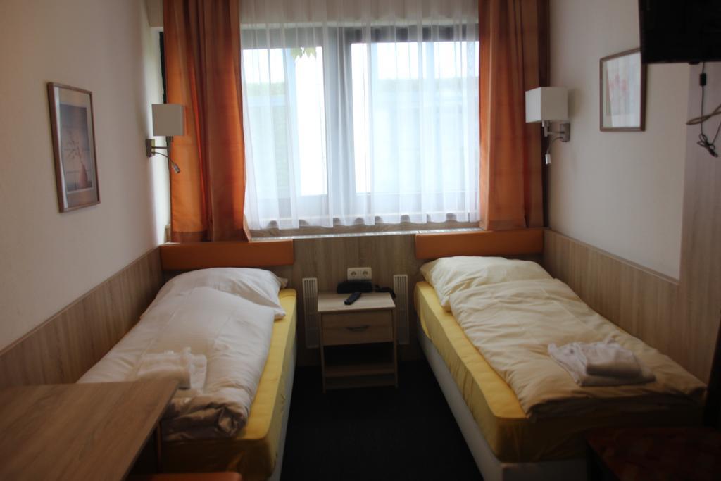 Airport-hotel Zum Taubengrund Hotel Kelsterbach