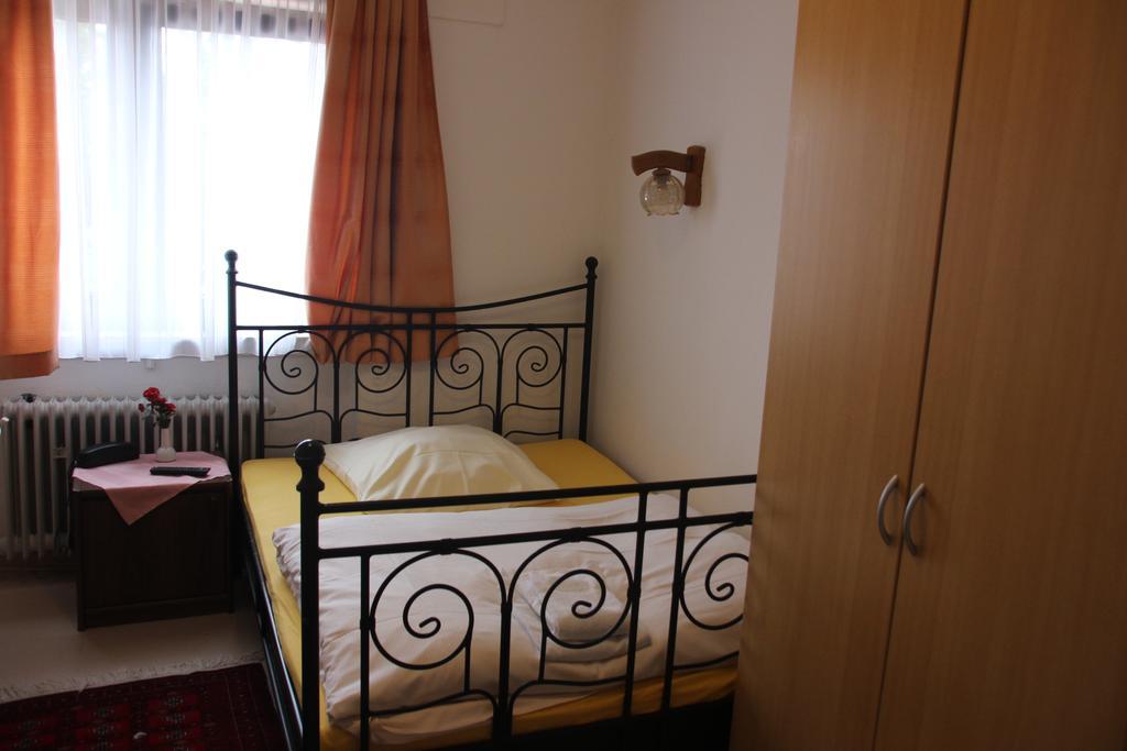 Airport-hotel Zum Taubengrund *