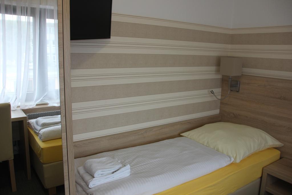Airport-hotel Zum Taubengrund Kelsterbach