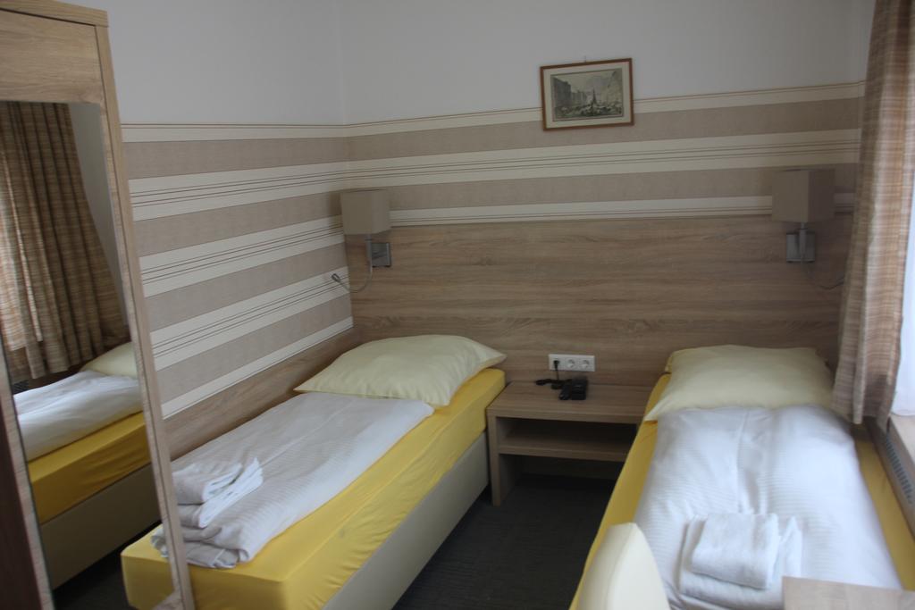 Airport-hotel Zum Taubengrund * Kelsterbach