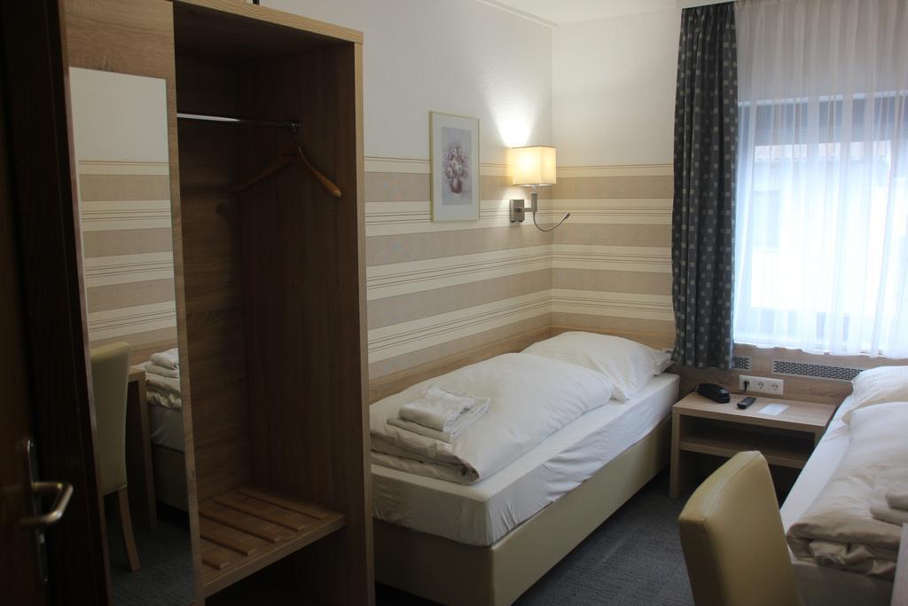 Hotel Airport-hotel Zum Taubengrund *